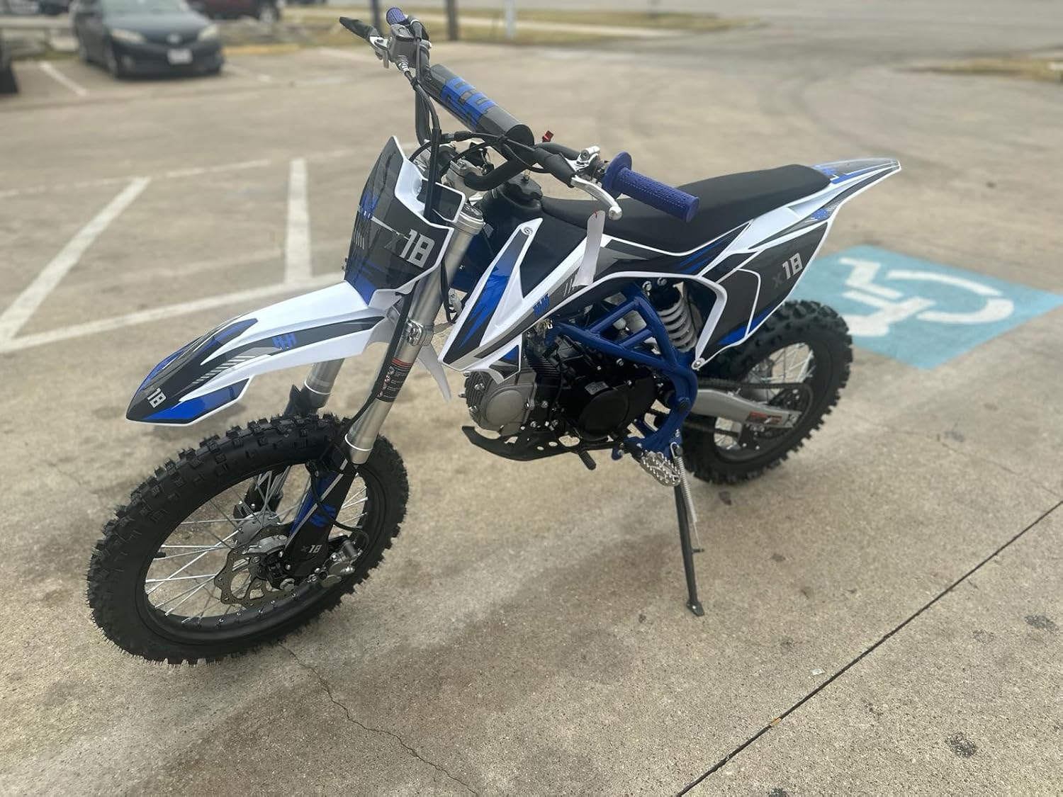 125cc Dirt Bike X18 Racing DB18 Dirtbike 125cc 4 Speed Manual Clutch and Big Size Tires 17/14 inches
