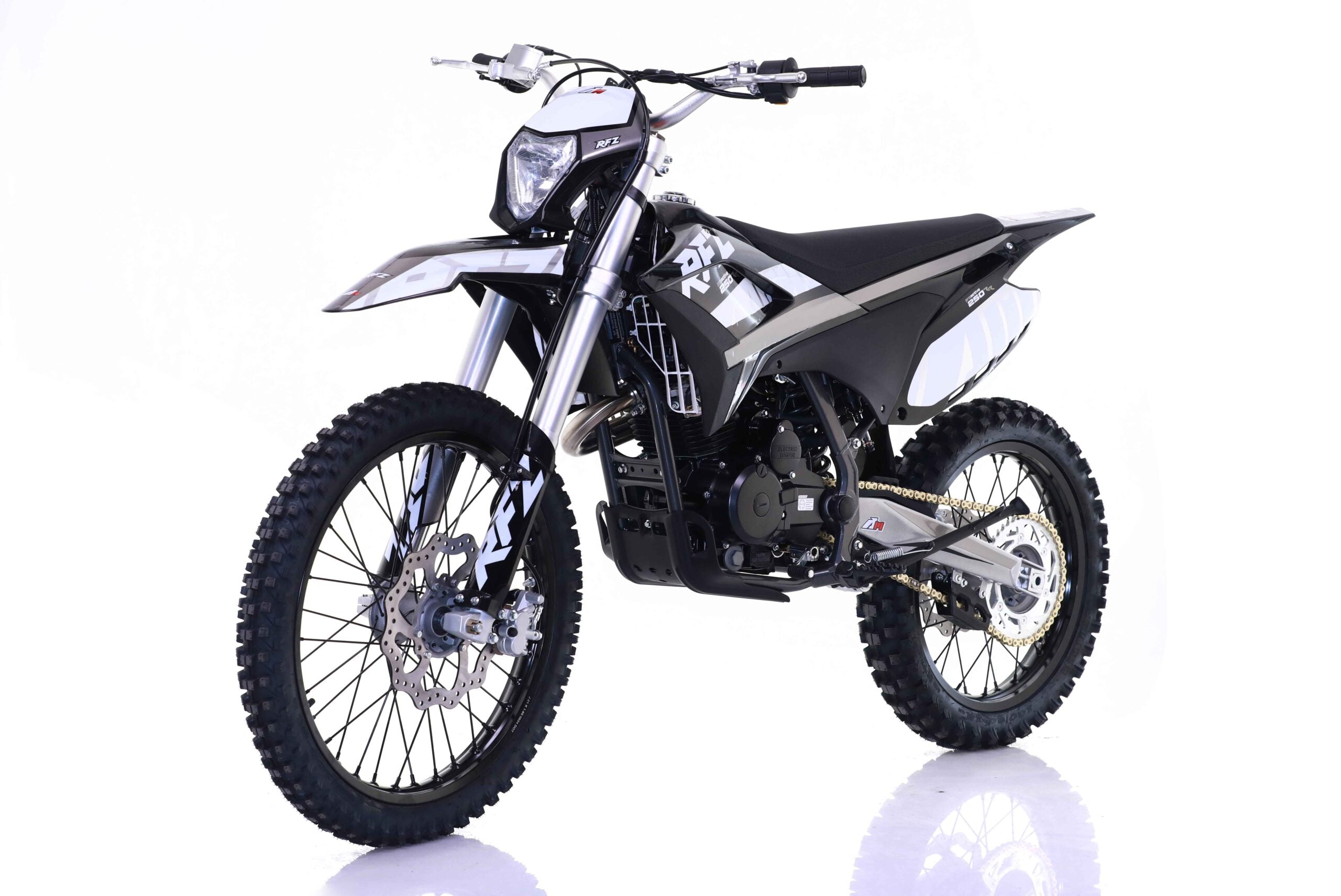 Apollo Thunder-250cc DLX RFN Off-Road Manual Clutch 5 Gears Dirt Bike